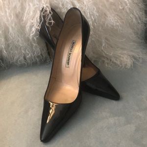 Manolo Blahnik Black Patent Pumps 38.5